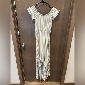 Off shoulder maxi dress